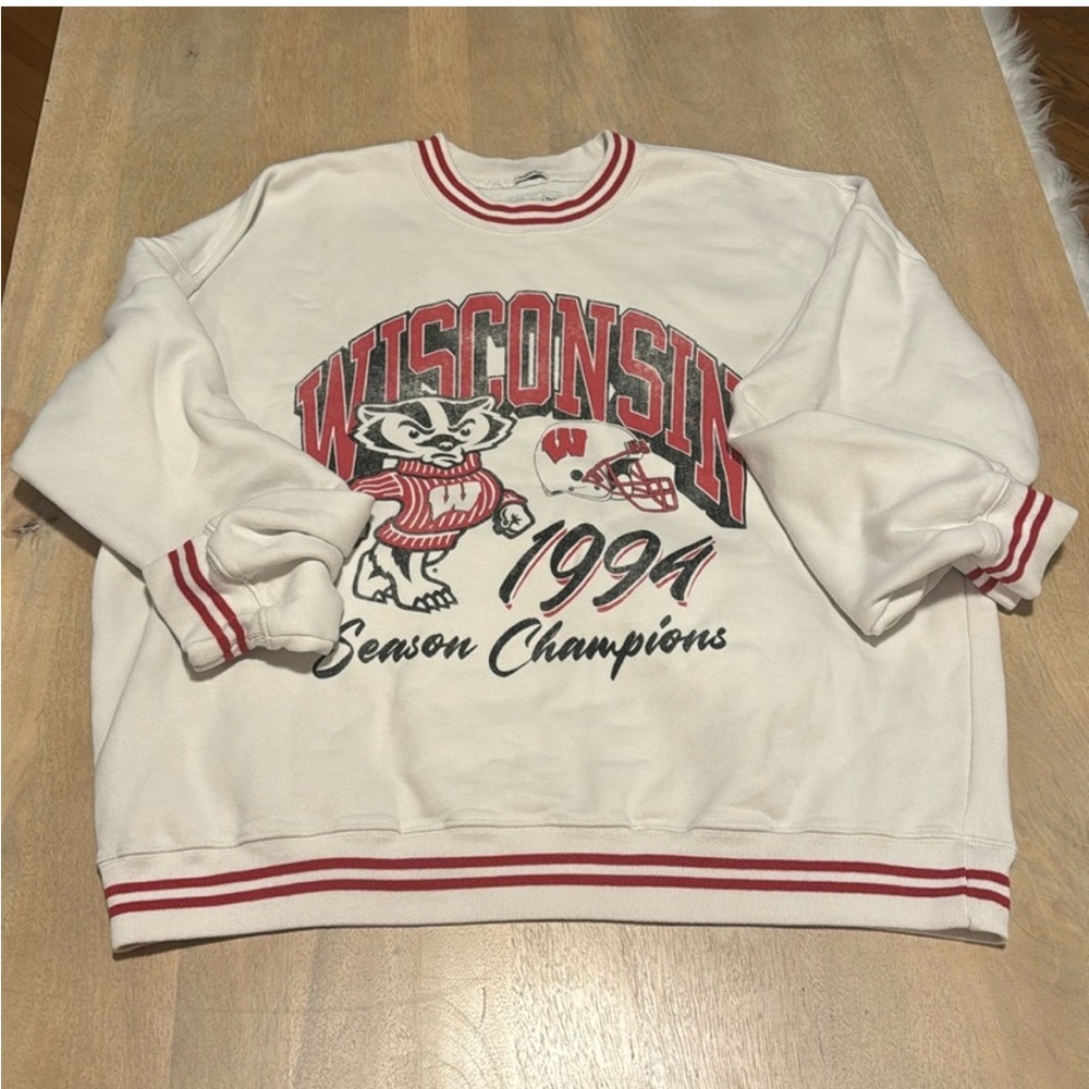 Wisconsin Crewneck | Abercrombie & Fitch